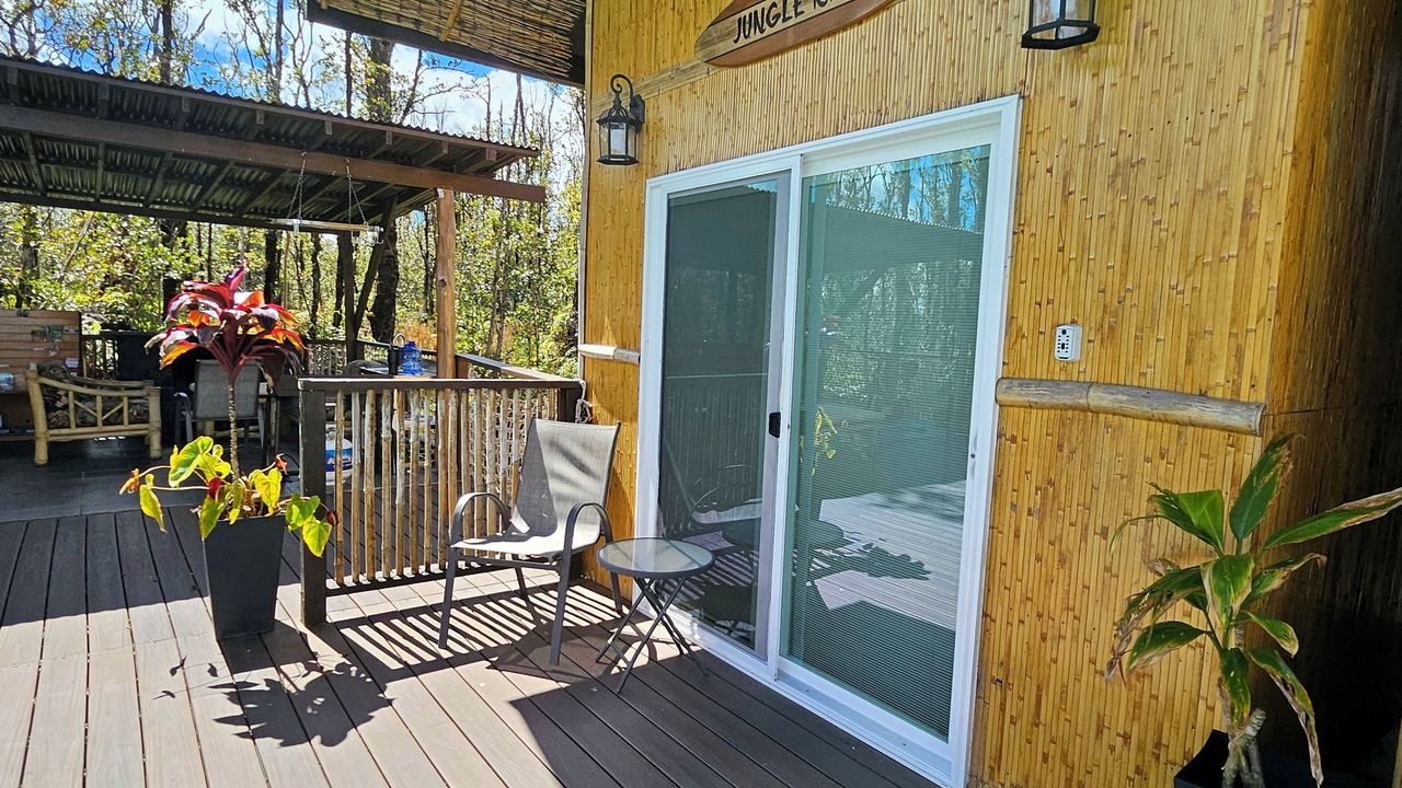 Photo of Patio Balcony in Fern Forest