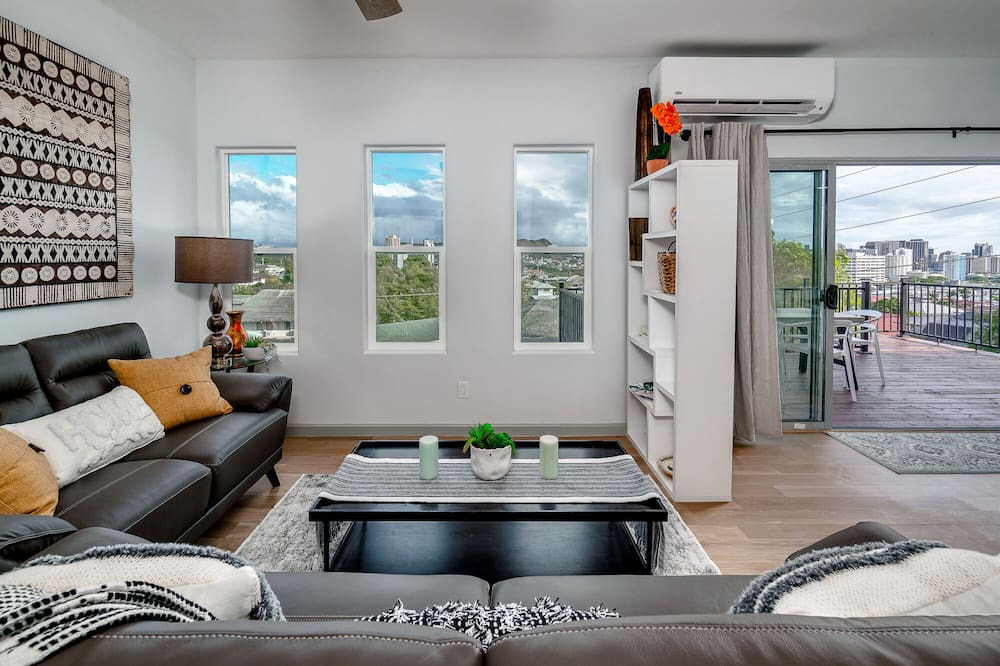 Photo of Livingroom in Liliha - Kapalama