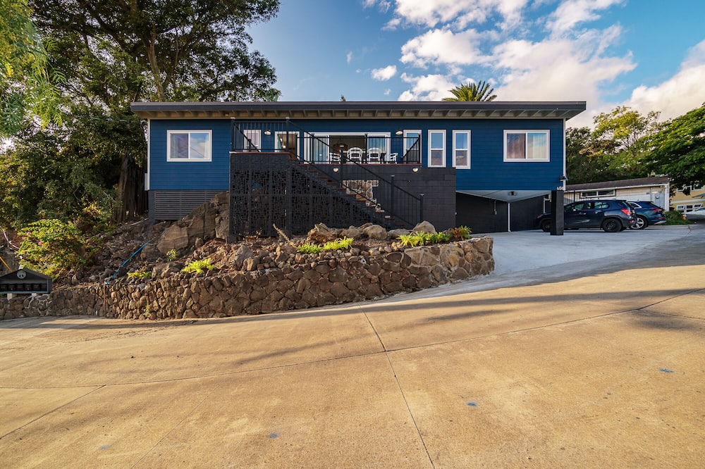 Photo of Outdoor in Liliha - Kapalama
