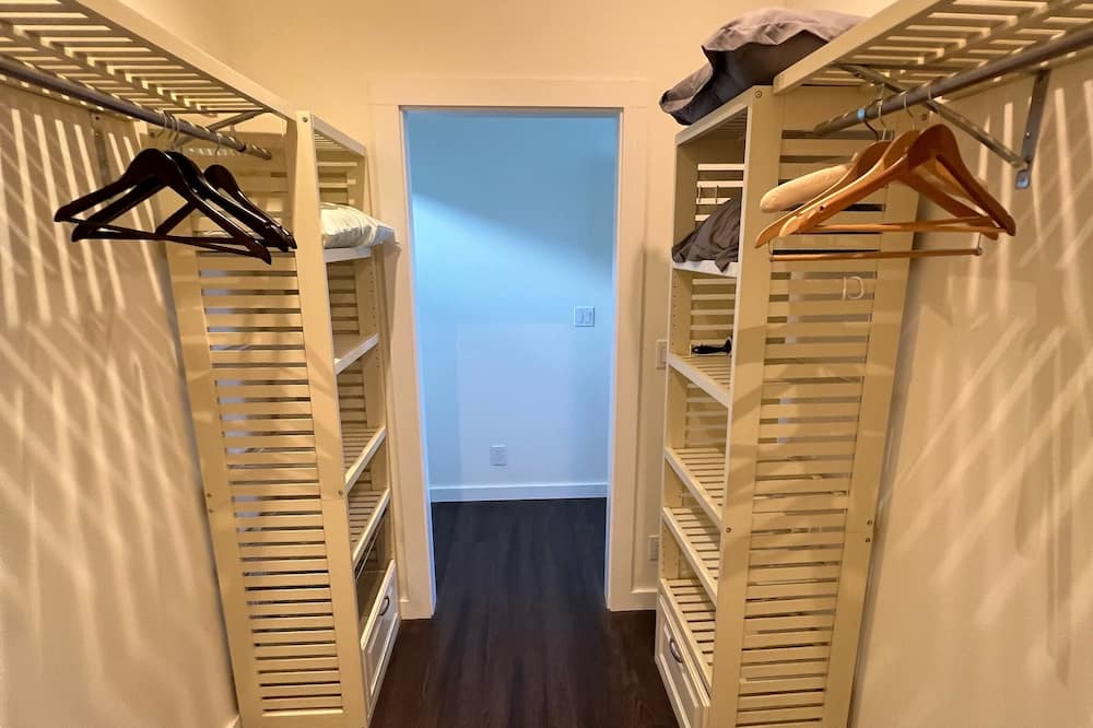 Photo of Bedroom in Kailua
