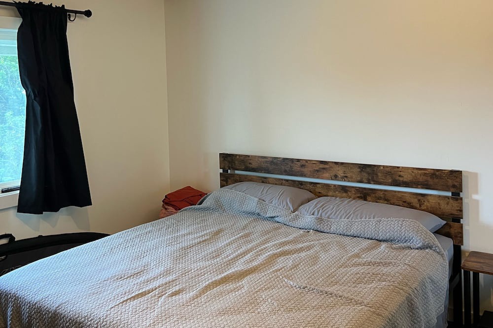 Photo of Bedroom in Kailua