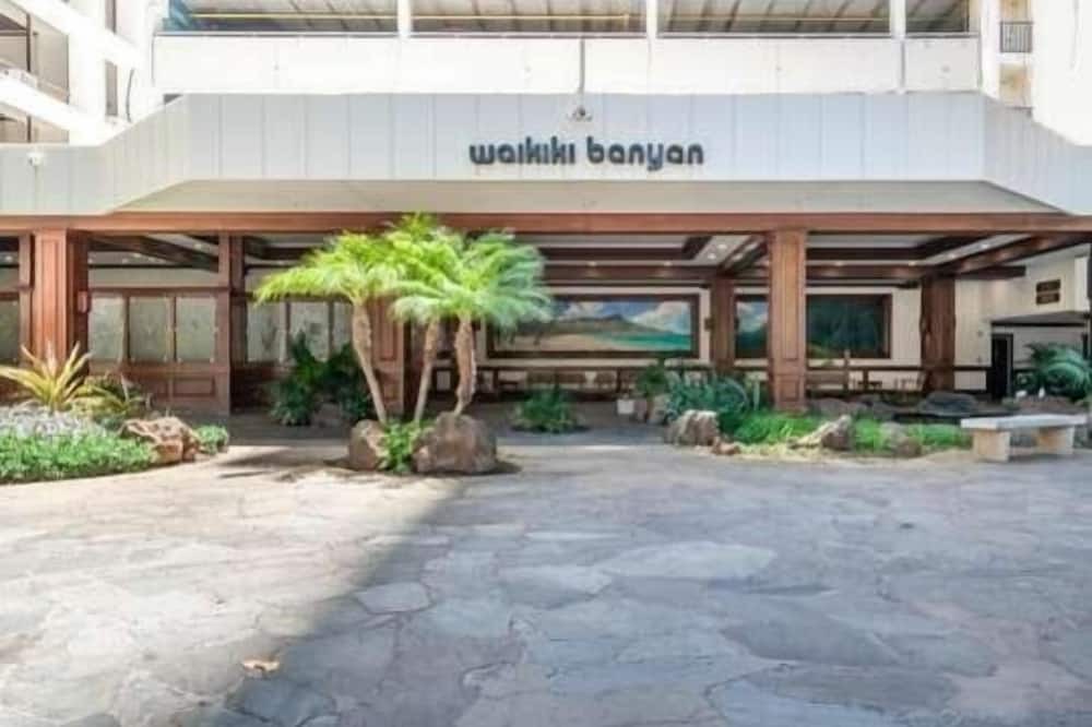 Photo of Others in Waikiki