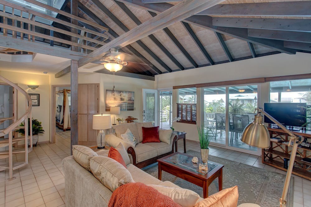 Photo of Livingroom in Keaau