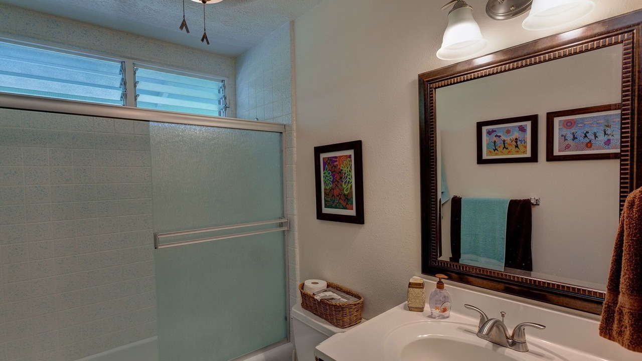 Photo of Bathroom in Kapoho