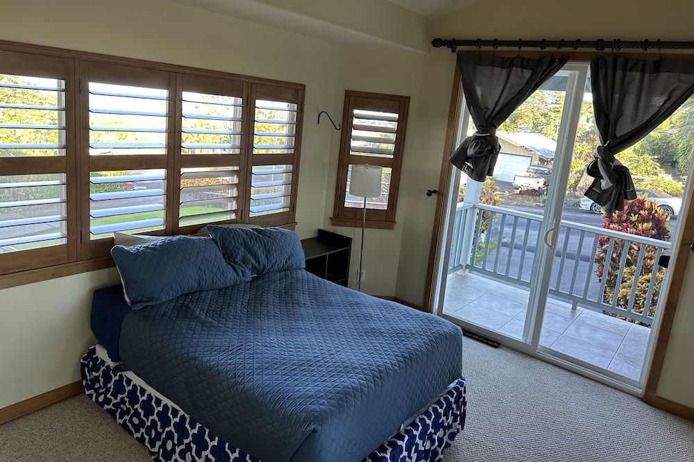 Photo of Bedroom in Kona Palisades