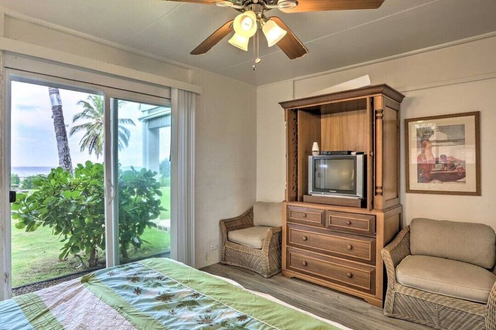 Photo of Bedroom in Maili