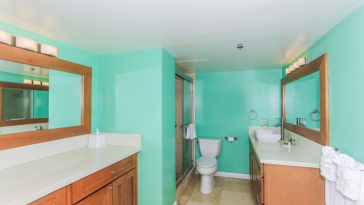 Photo of Bathroom in Waikiki