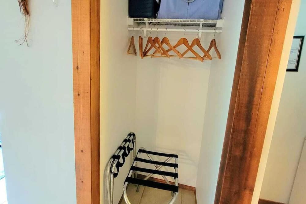 Photo of Bedroom in Pahoa