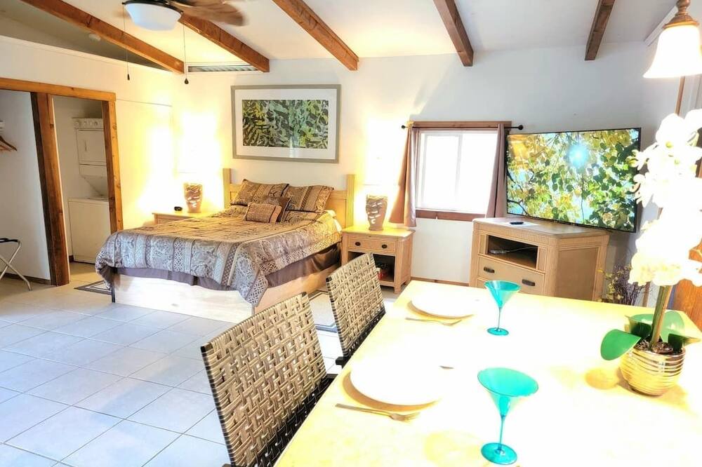 Photo of Bedroom in Pahoa