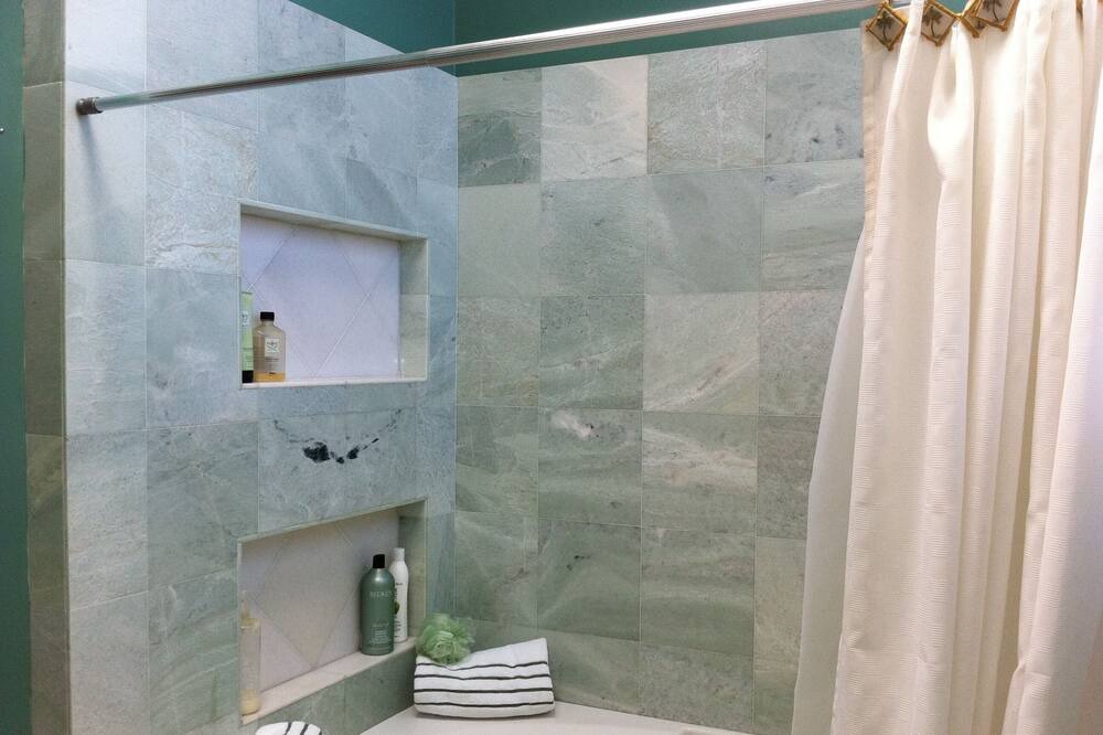 Photo of Bathroom in Pupukea
