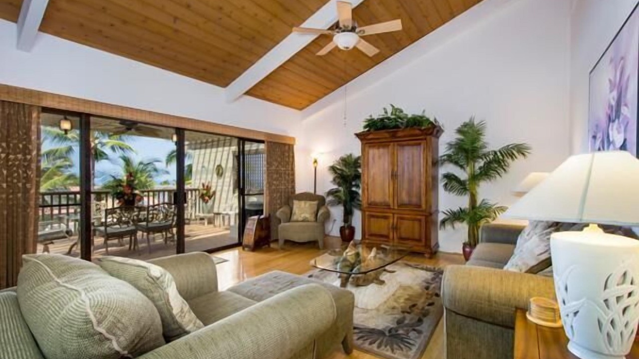 Photo of Others in Historic Kailua Village