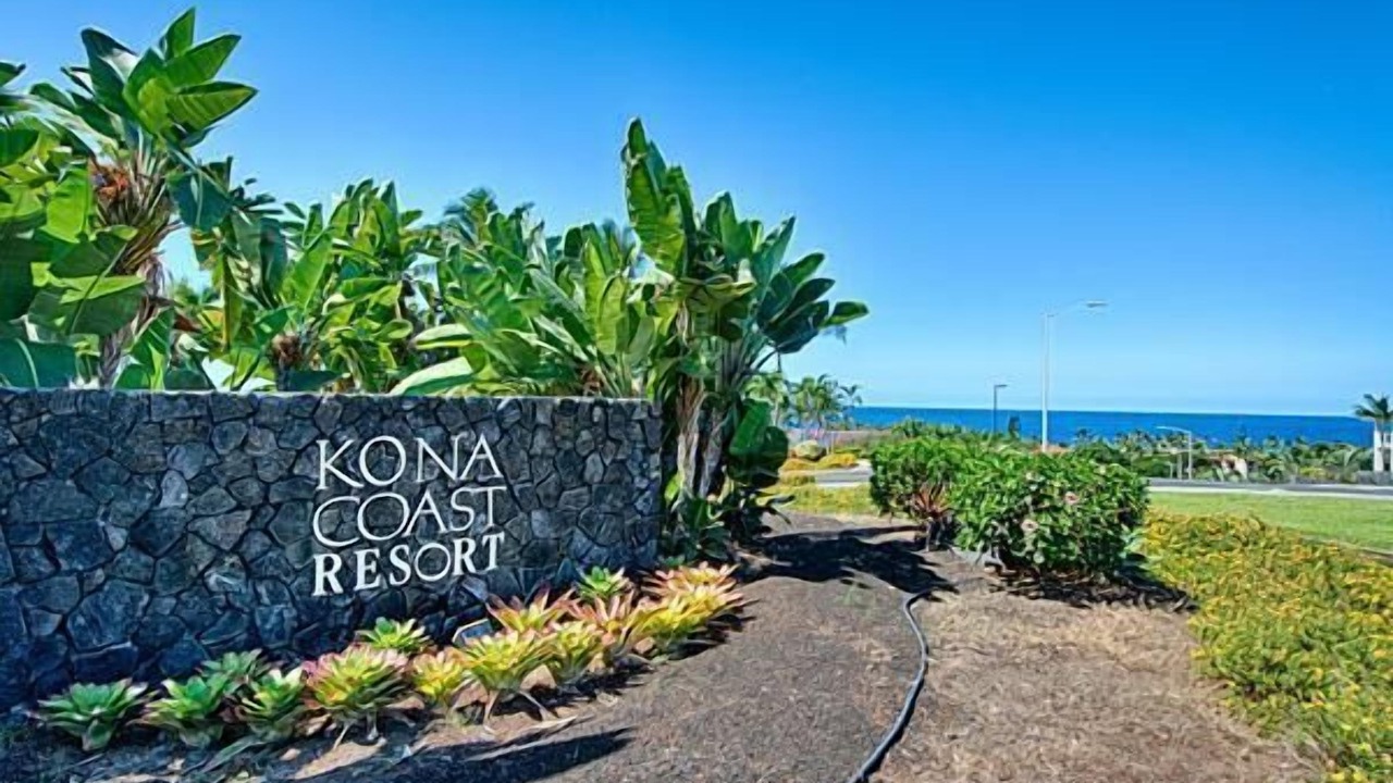 Photo of Others in Historic Kailua Village