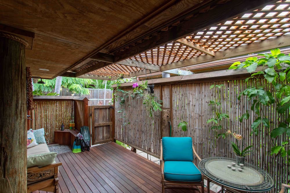 Photo of Outdoor in Historic Lahaina Front Street