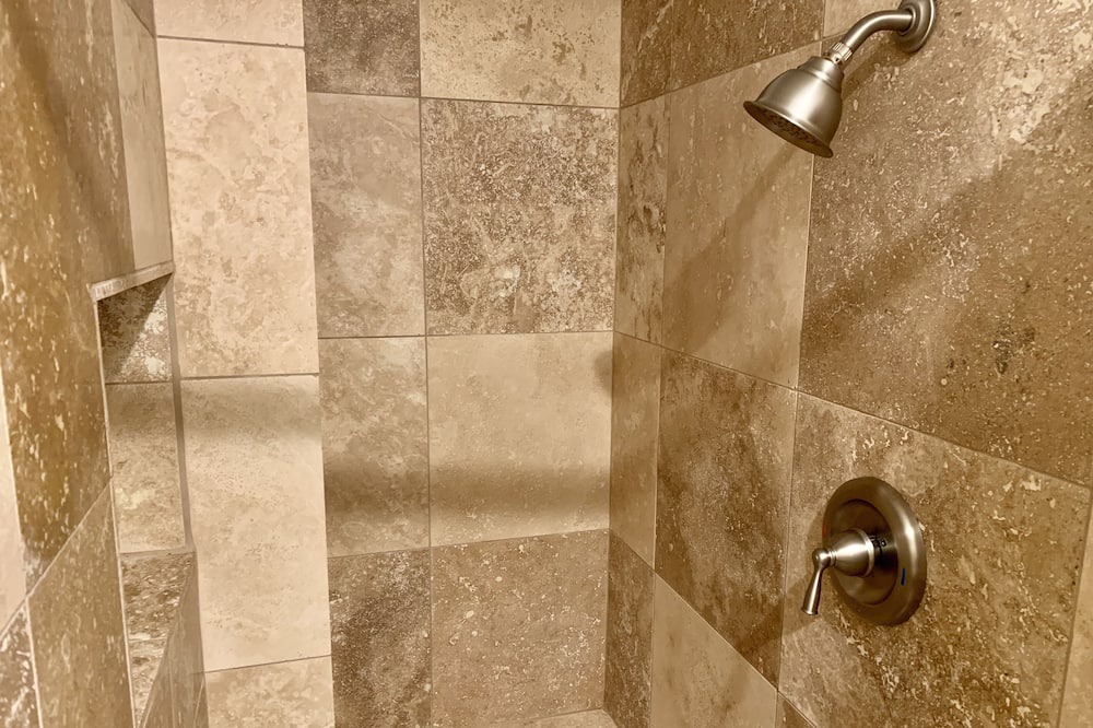 Photo of Bathroom in Punaluu