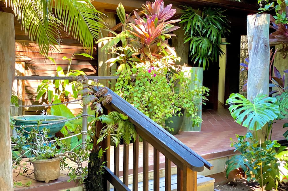 Photo of Others in Historic Lahaina Front Street