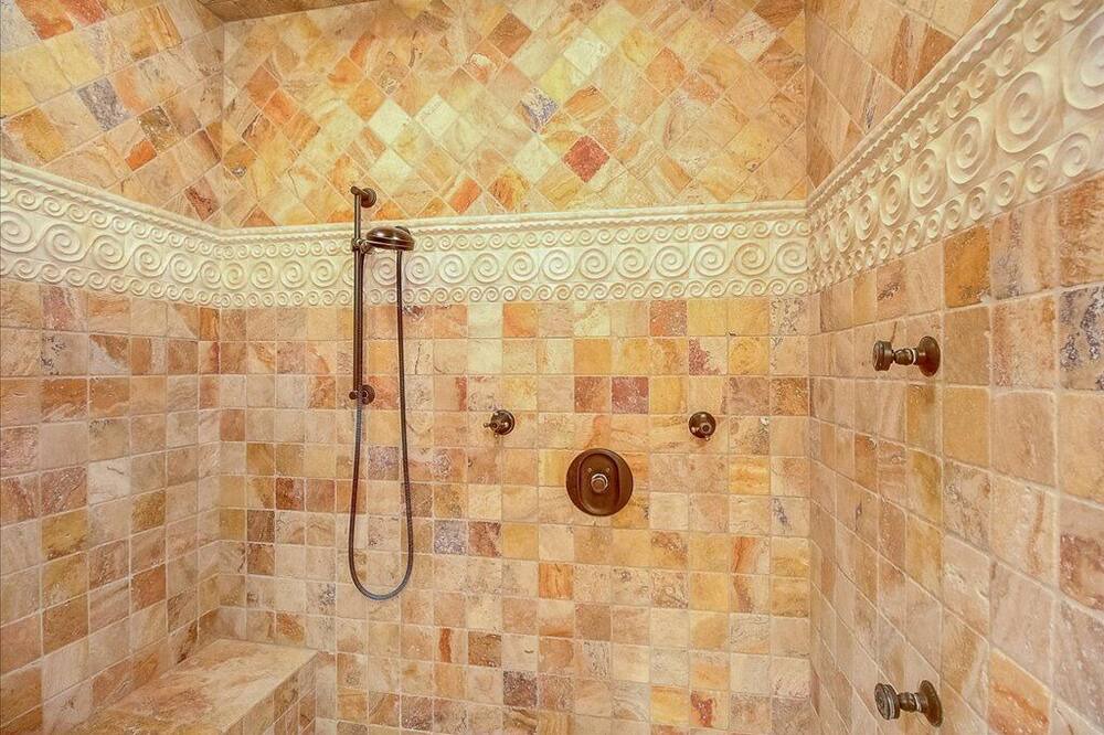 Photo of Bathroom in Enterprise