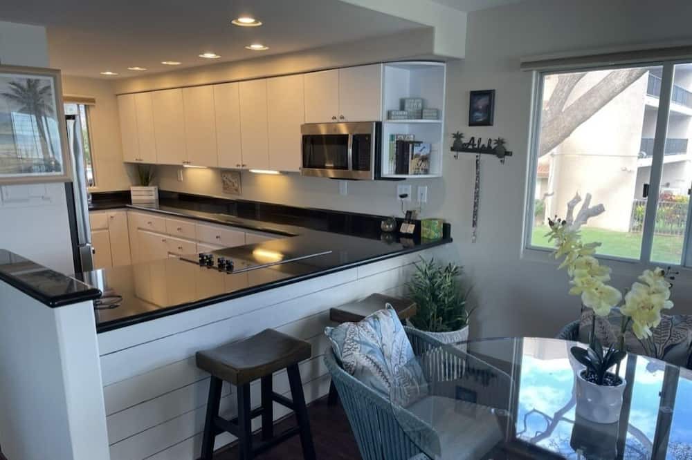 Photo of Kitchen in Maalaea