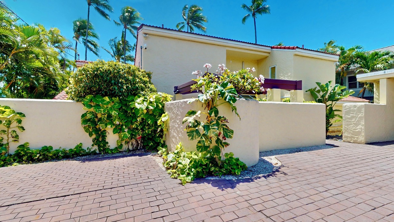 Photo of Outdoor in Kuliouou - Kalani Iki