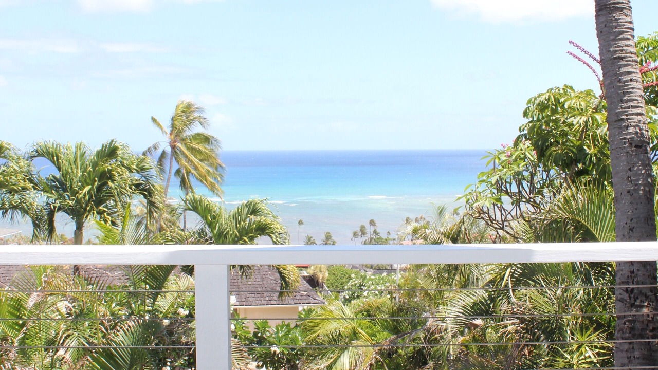 Photo of Outdoor in Waialae Iki Ridge