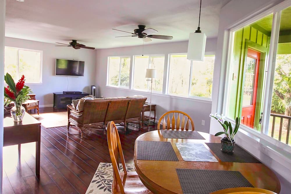 Photo of Bedroom in Keaau