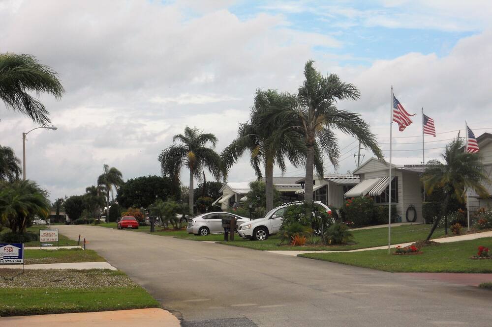 Photo of Others in Hobe Sound