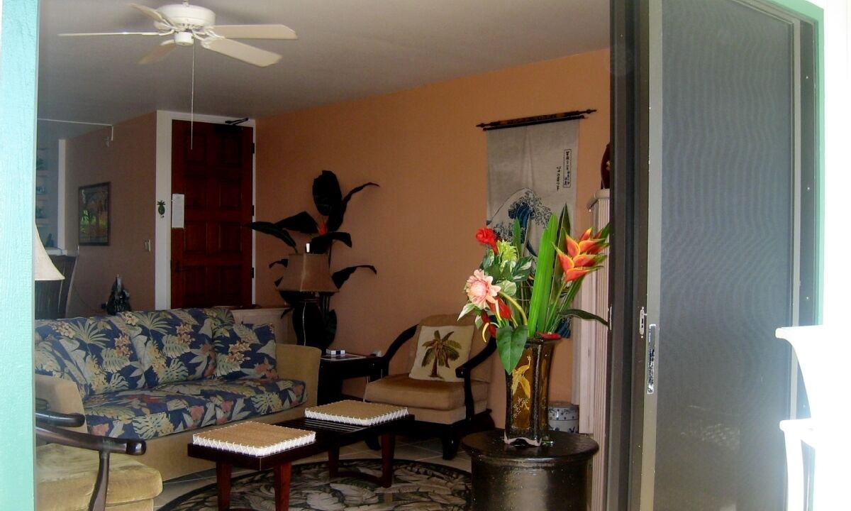 Photo of Livingroom in Poipu