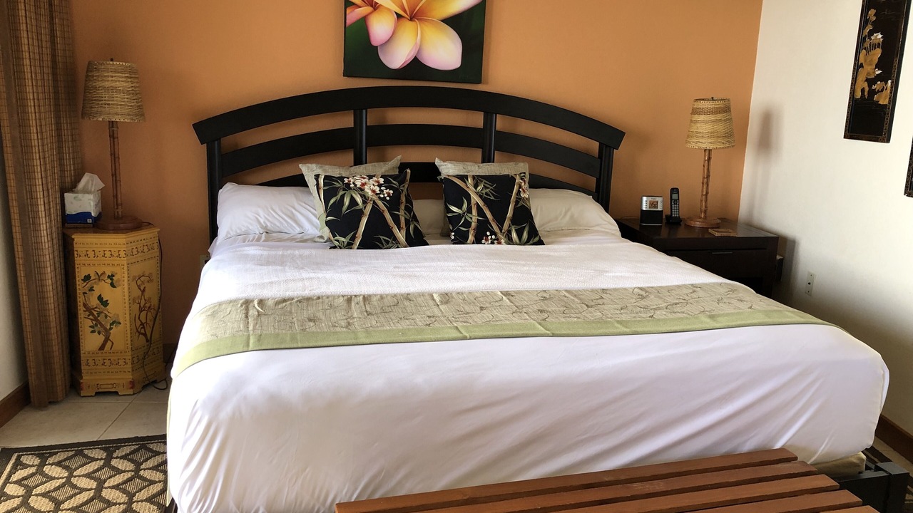 Photo of Bedroom in Poipu