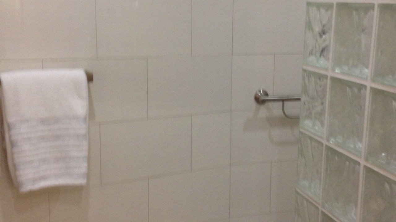 Photo of Bathroom in Poipu