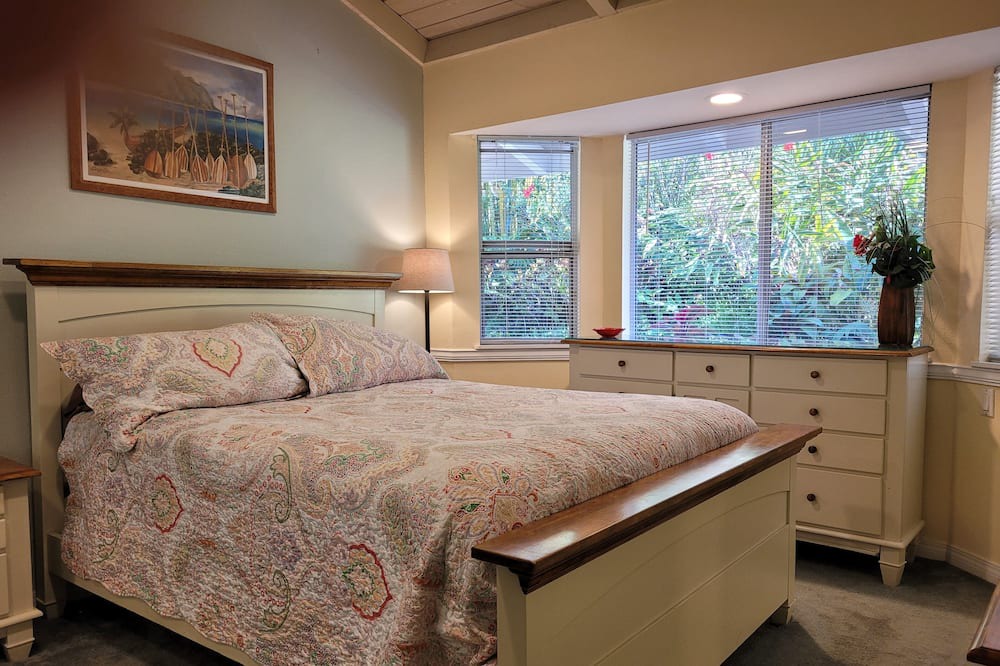 Photo of Bedroom in Holualoa