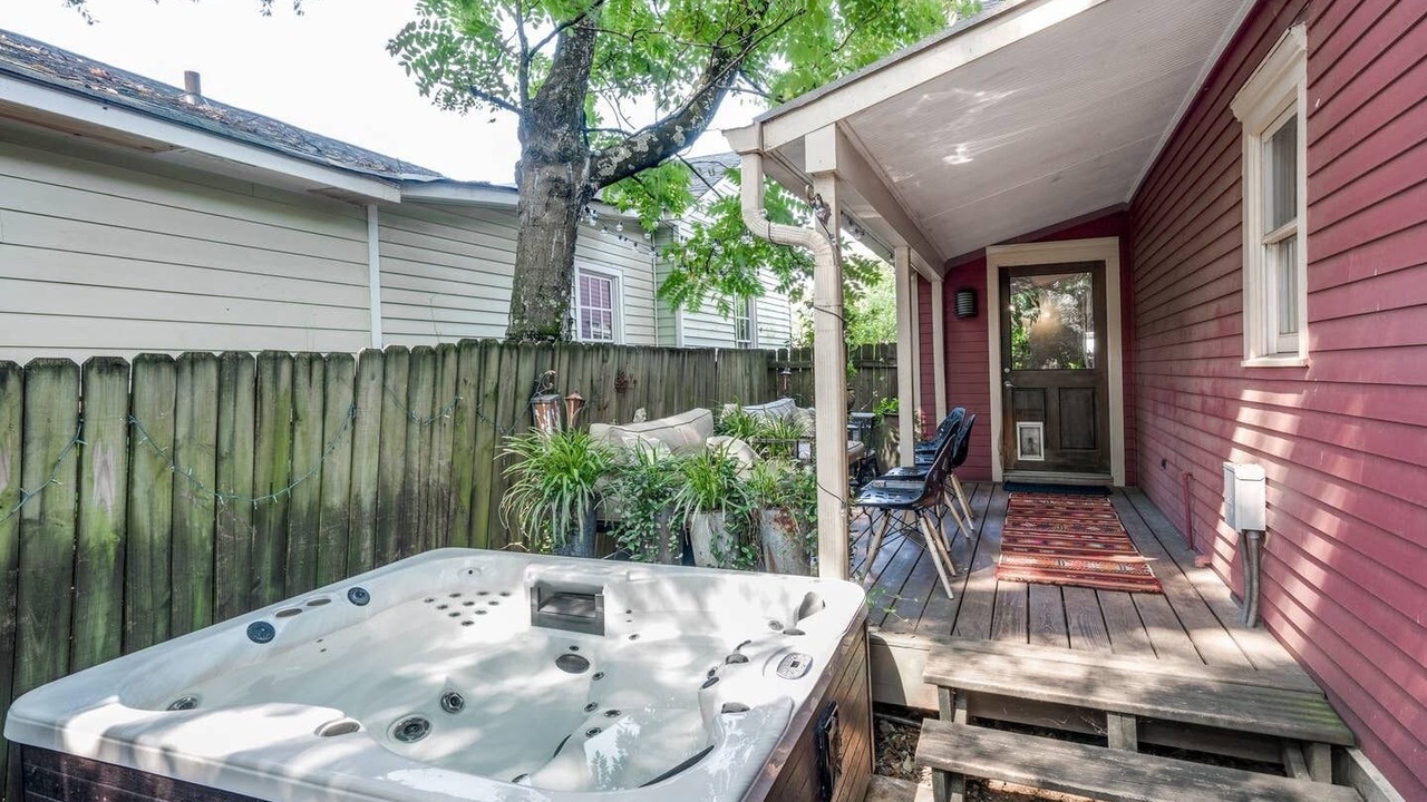 Photo of Outdoor in Cabbagetown