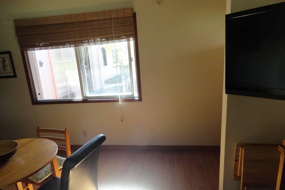 Photo of Bedroom in Mountain View