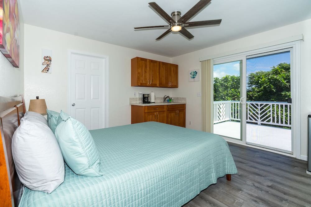 Photo of Bedroom in Kahalu u