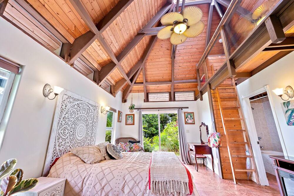 Photo of Bedroom in Holualoa