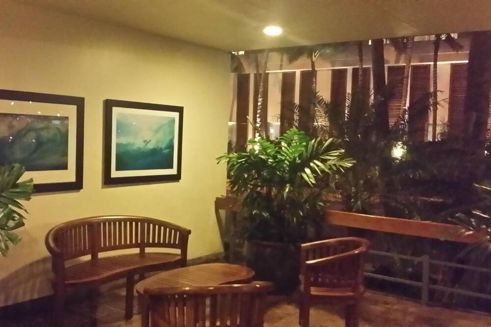 Photo of Others in Waikiki