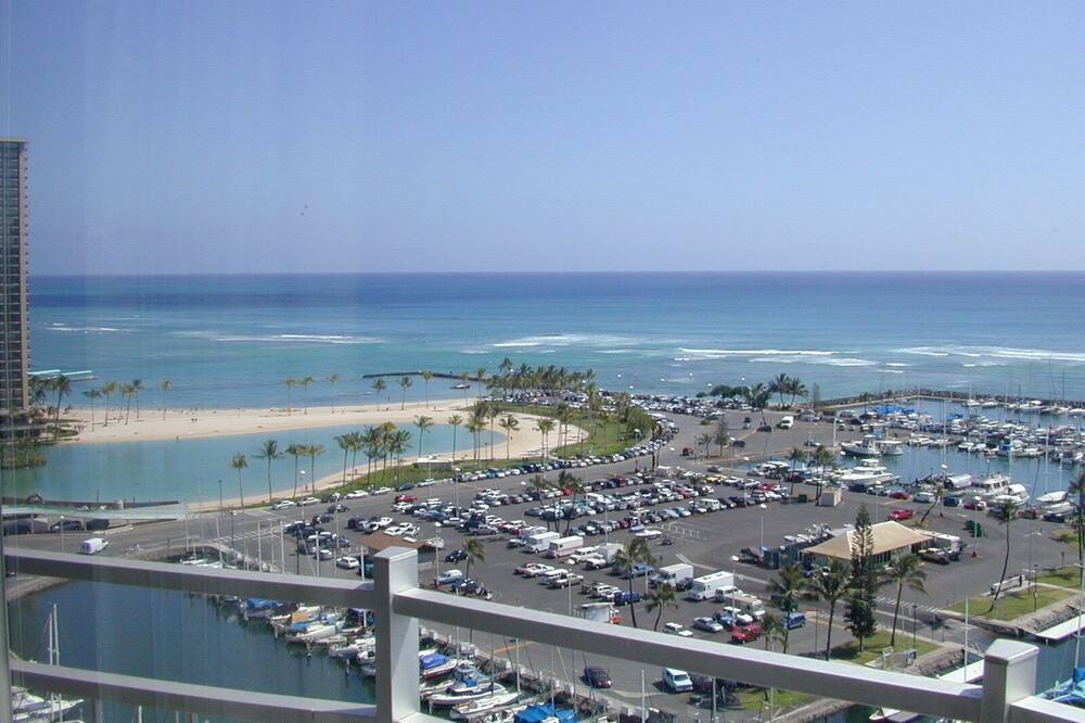 Photo of Patio Balcony in Waikiki