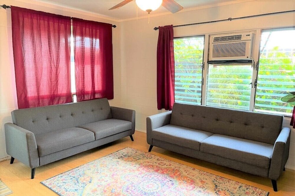 Photo of Livingroom in Laie