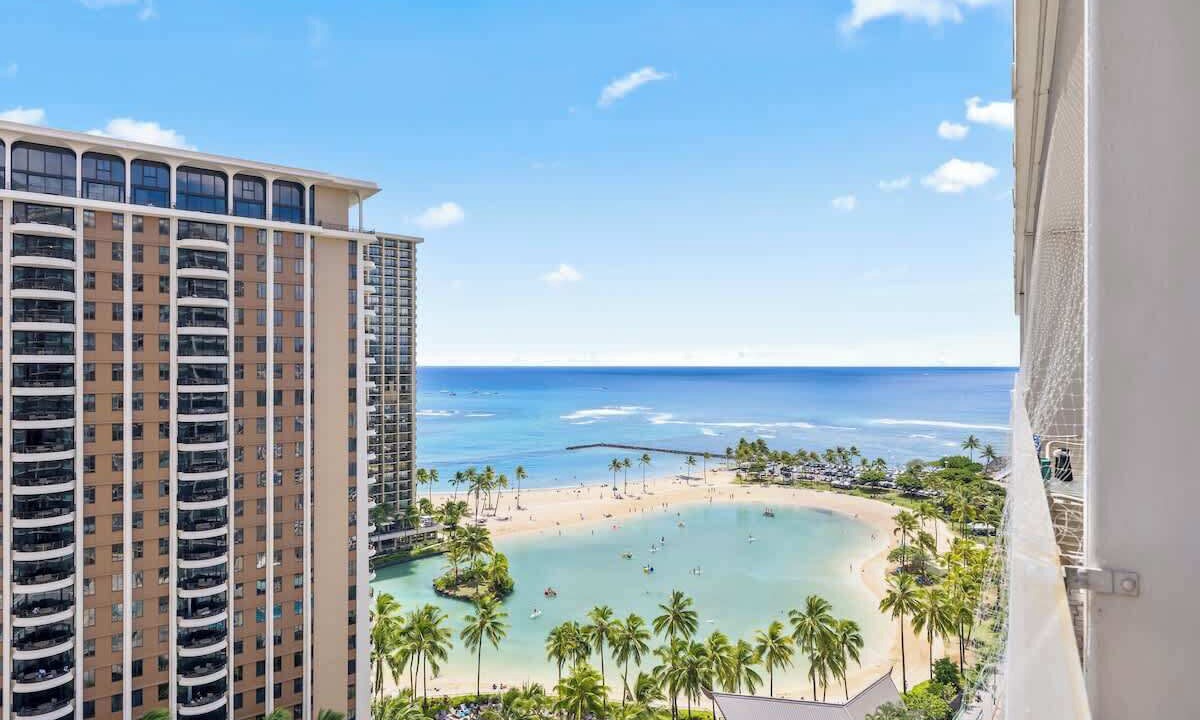 Photo of Others in Waikiki