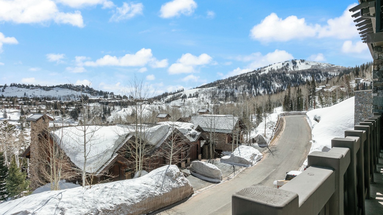 Photo of Others in Empire Pass
