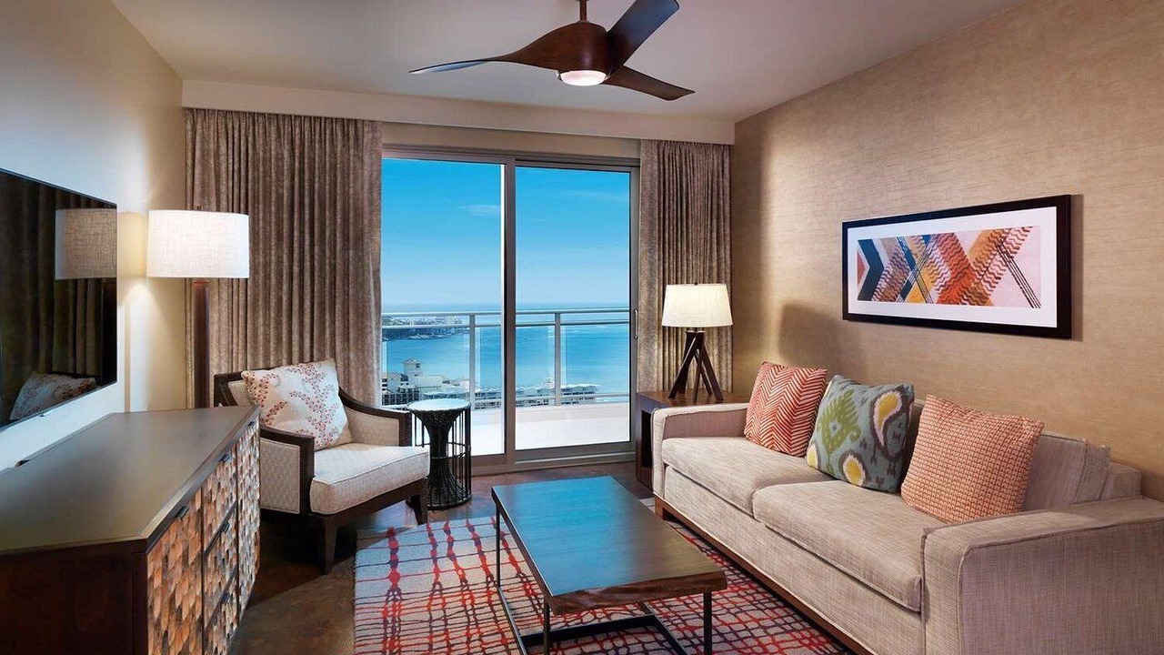 Photo of Livingroom in Ala Moana