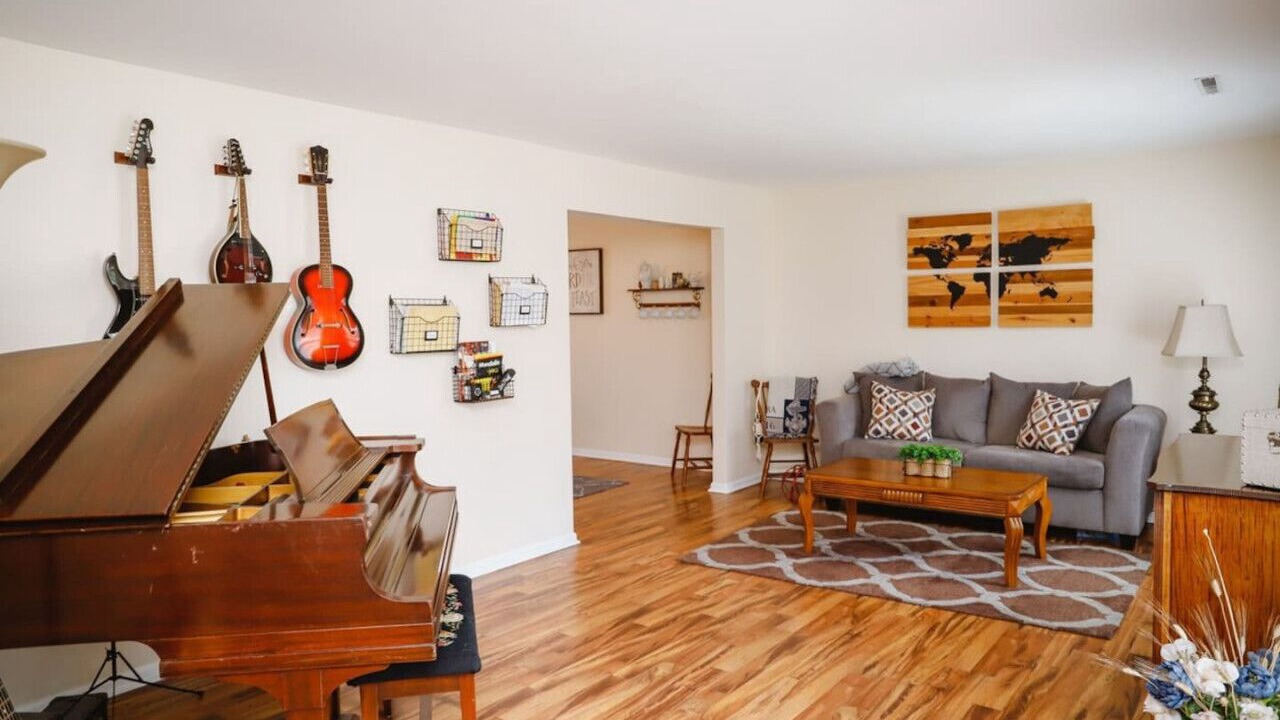Photo of Livingroom in Hampton