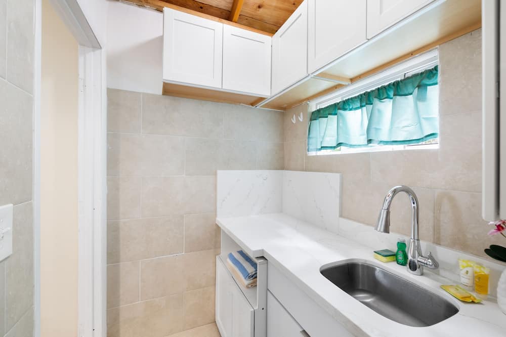 Photo of Kitchen in McCully - Moiliili