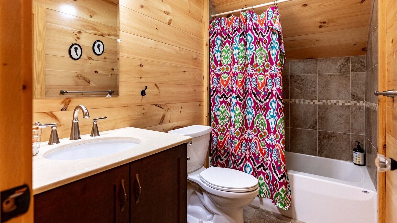 Photo of Bathroom in Inlet
