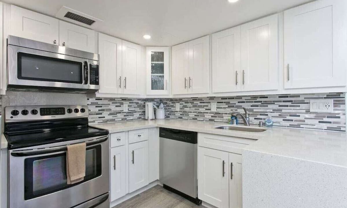 Photo of Kitchen in Waikiki