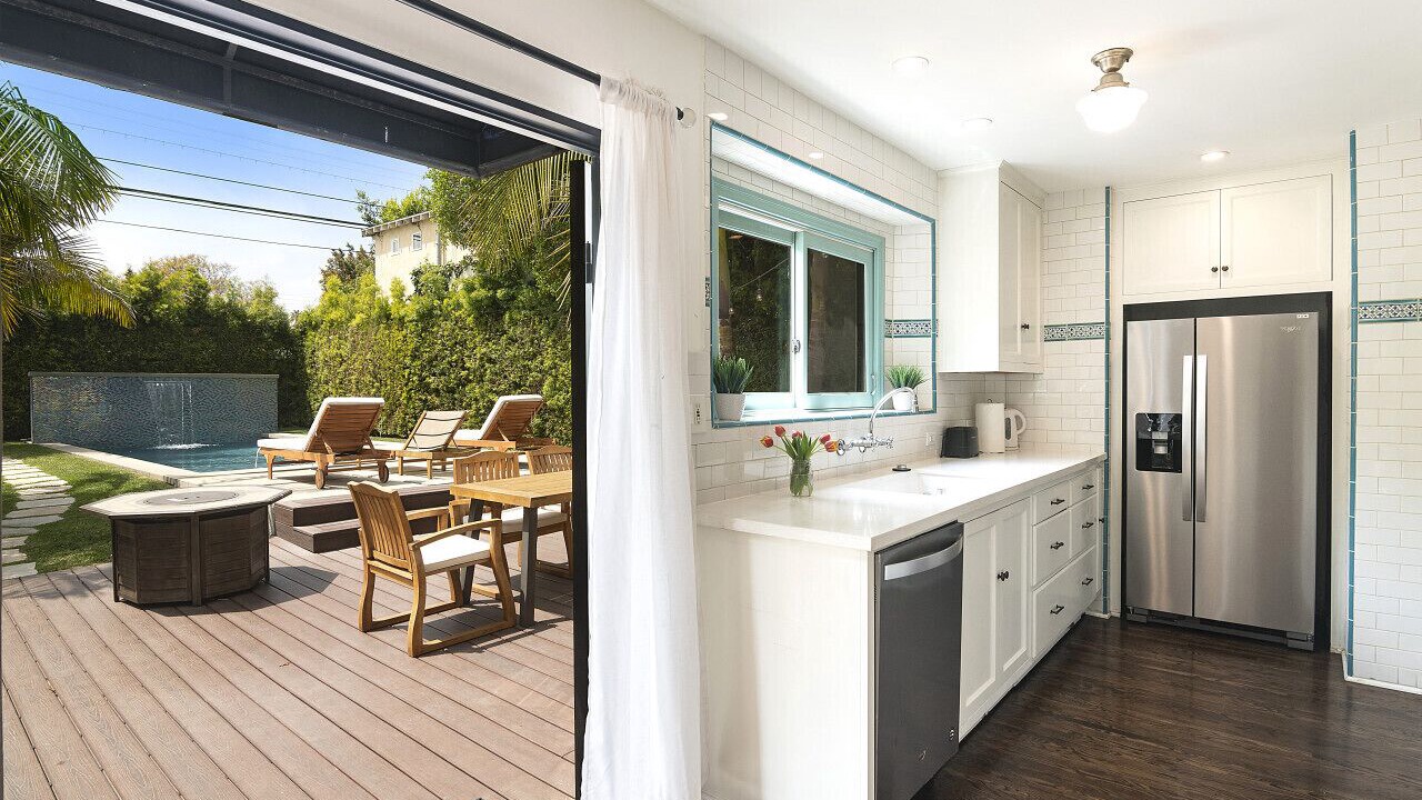 Photo of Kitchen in Pico - Robertson