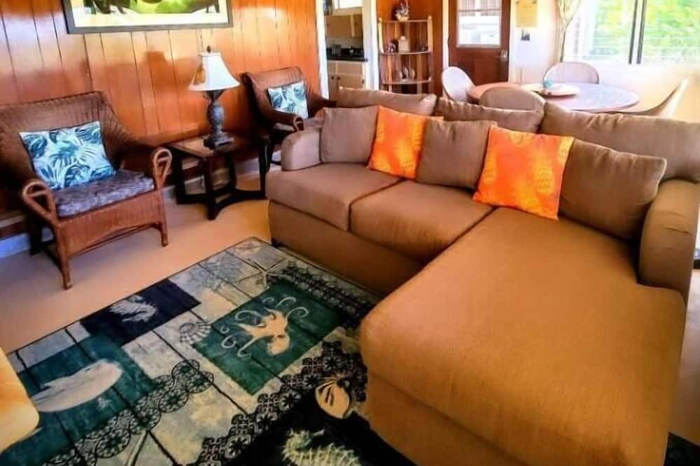 Photo of Bedroom in Kapaau