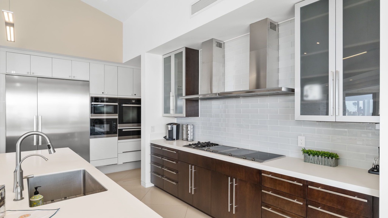 Photo of Kitchen in Makiki