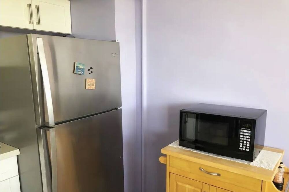 Photo of Kitchen in Makaha