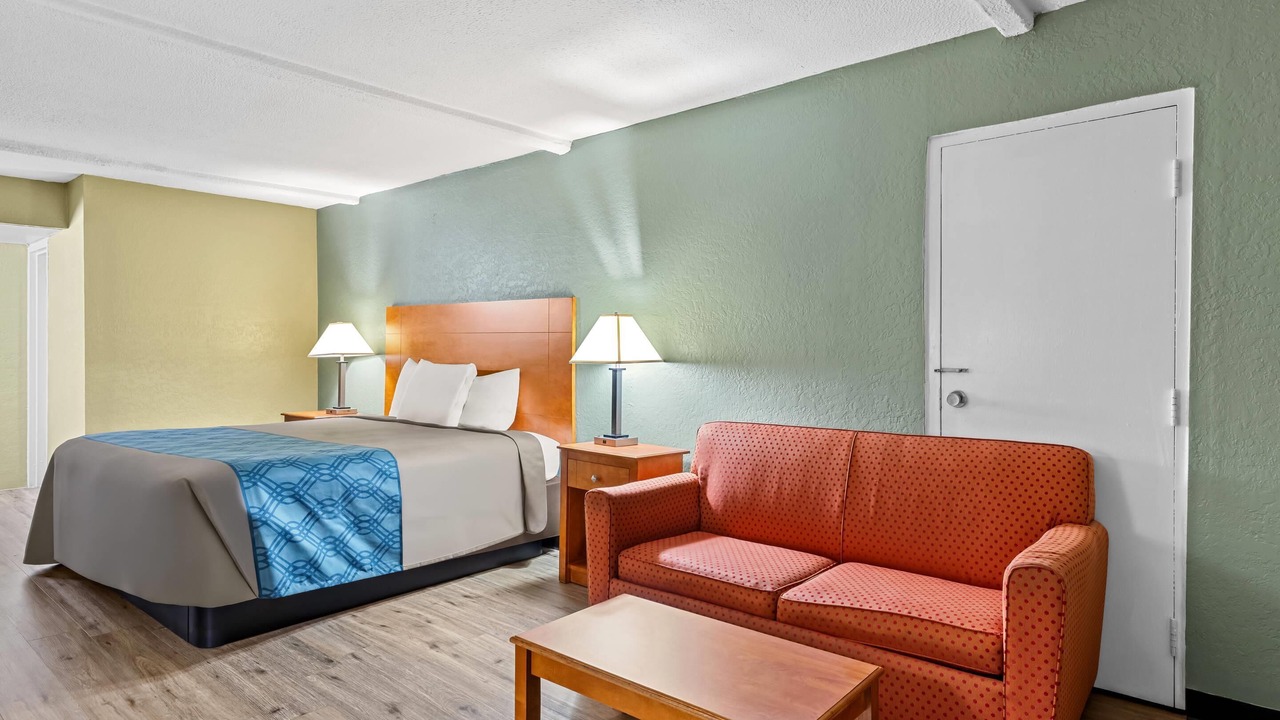 Photo of Bedroom in Tucker