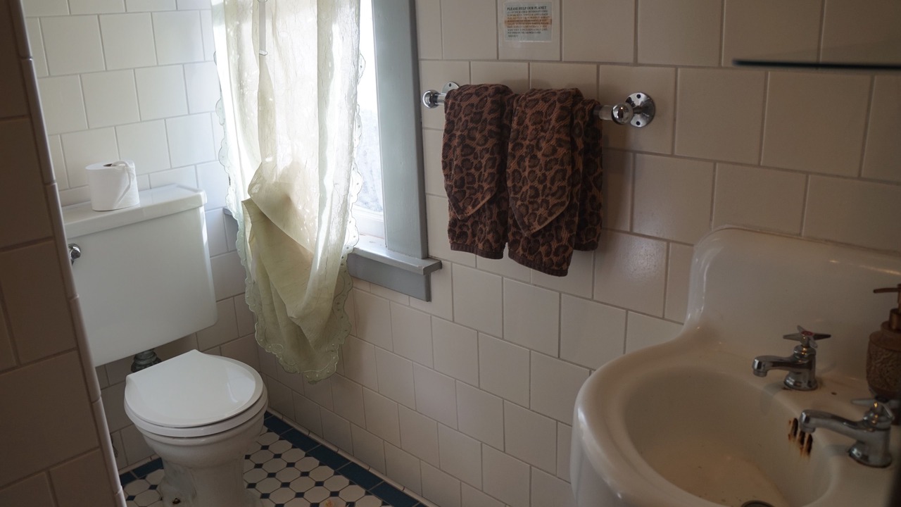 Photo of Bathroom in Manoa