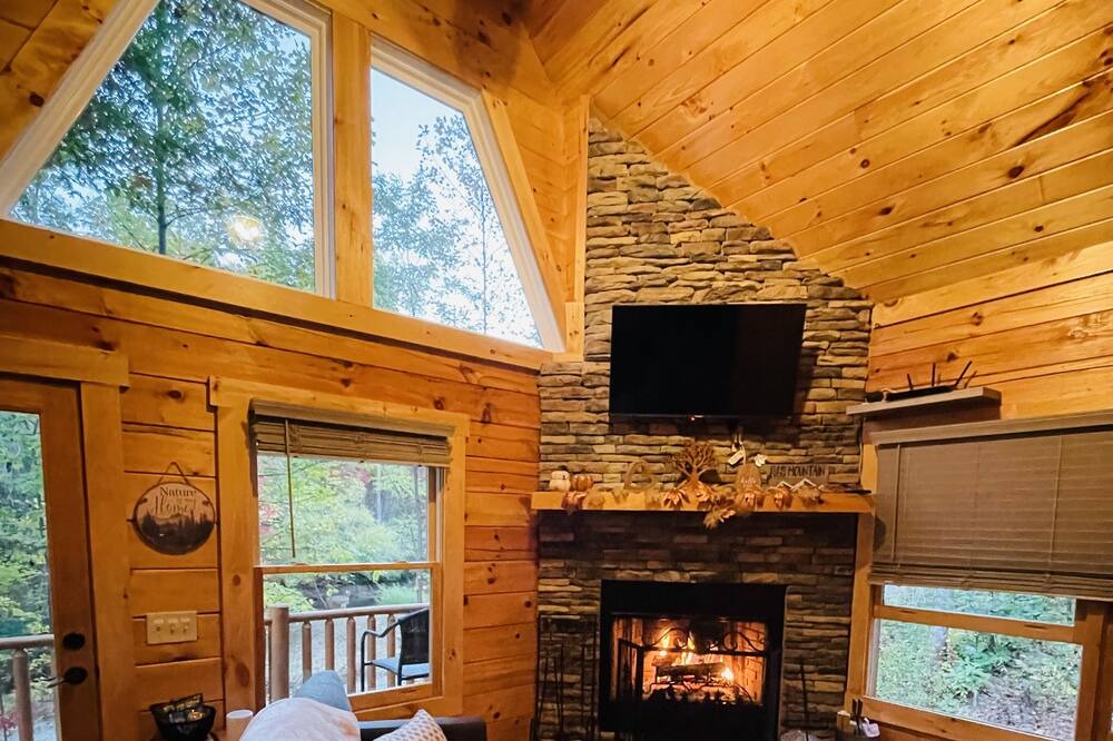 Photo of Livingroom in Gatlinburg - Pigeon Forge